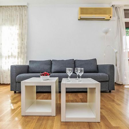 Apartment Sants-Les Corts Galileu By Interhome Barcelona Ngoại thất bức ảnh