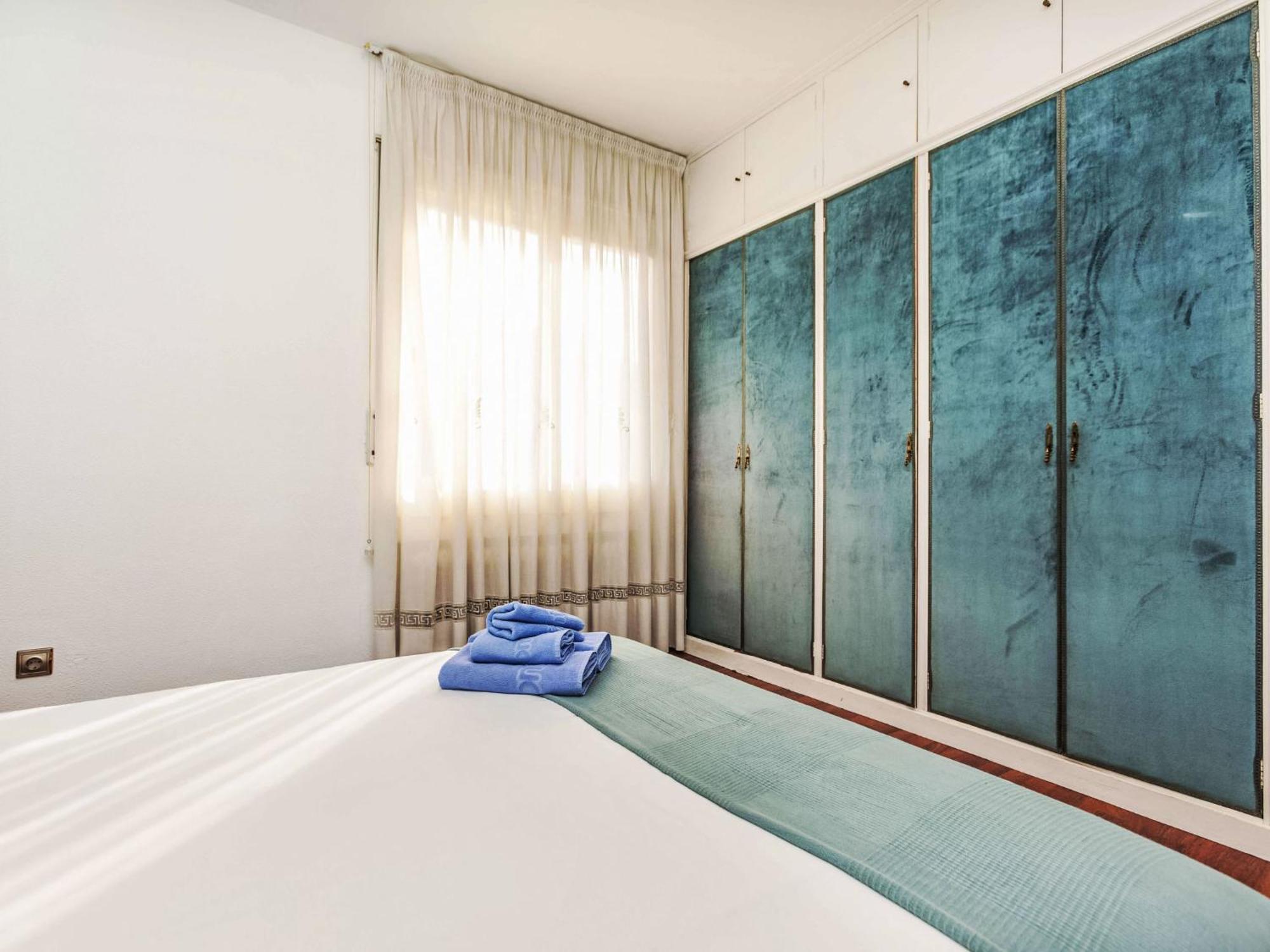 Apartment Sants-Les Corts Galileu By Interhome Barcelona Ngoại thất bức ảnh