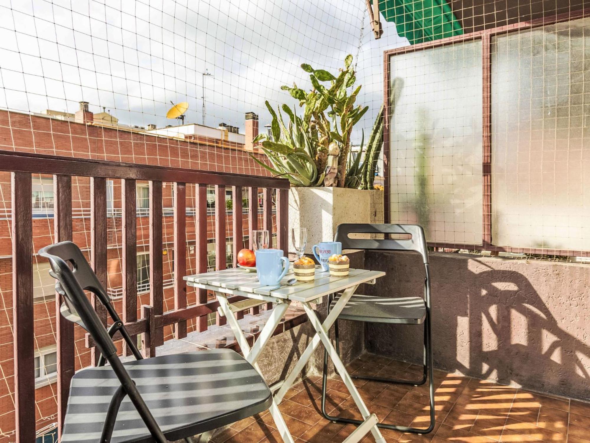 Apartment Sants-Les Corts Galileu By Interhome Barcelona Ngoại thất bức ảnh