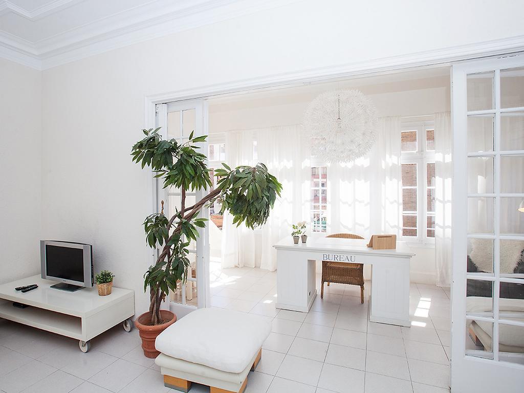 Apartment Sants-Les Corts Galileu By Interhome Barcelona Ngoại thất bức ảnh